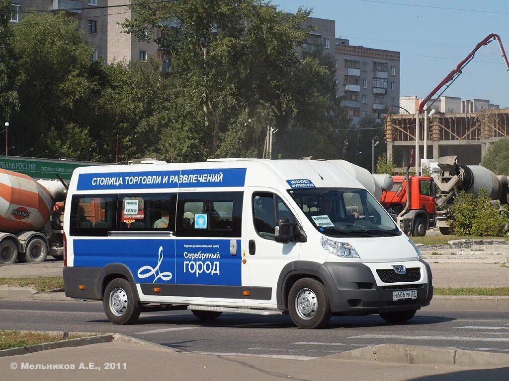 Иваново серебряный город автобус. Автобусы Иваново. Маршрутки Иваново. Автобус Иваново Фурманов. Иваново Фурманов серебряный город.