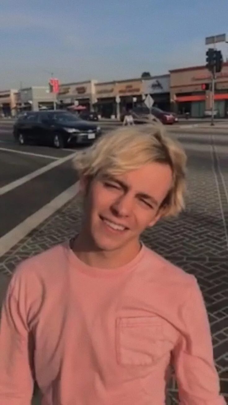 Как линч выглядит в жизни Foto de Ross Lynch Poster Ross Lynch Foto 14 de 24 AdoroCinema