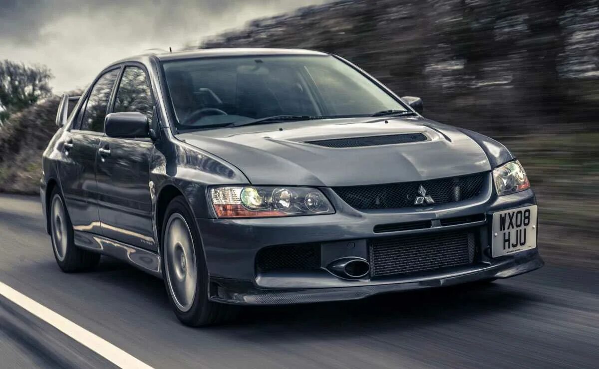 Видео lancer. Mitsubishi lancer evo 6. митсубиси лансер эволюшн. mitsubishi lancer evo 9. мицубиси лансер 8.