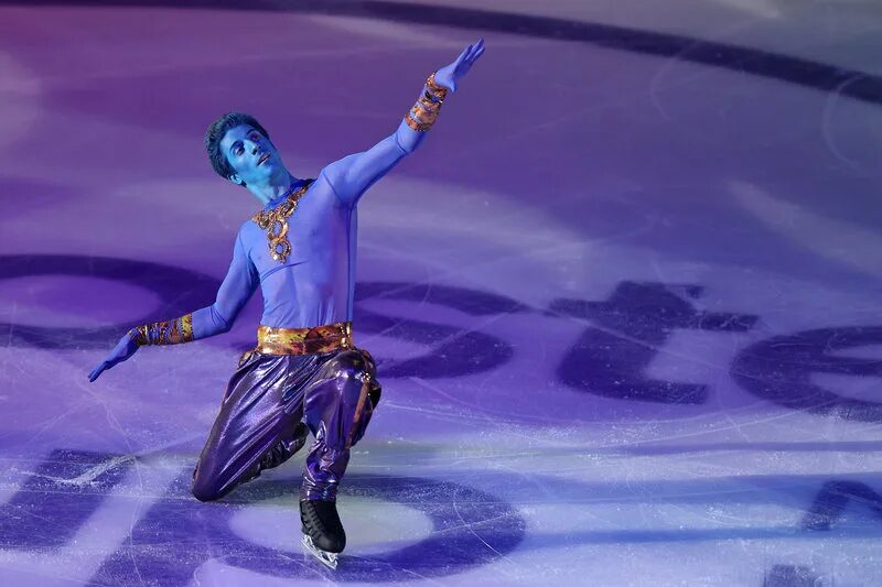 Алладин джинн уилл смит. Морис фигурист алладин. Джин из аладдина фильм 2019. Алладин джин 2021. Злой джинн.