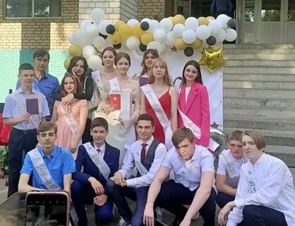 Выпускники 9 класса получили аттестаты