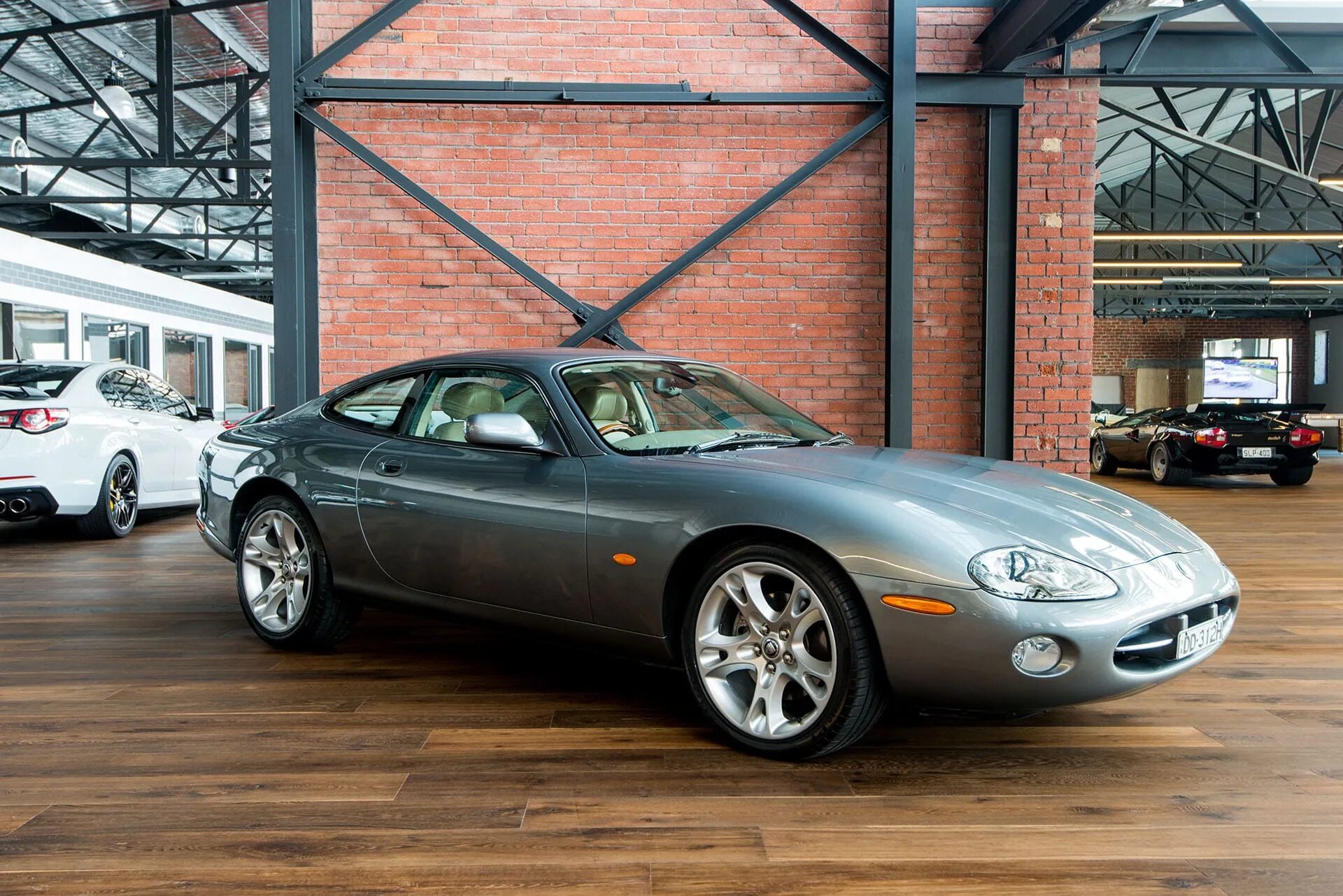 Ягуар 8. Ягуар xk8. jaguar xk8 2005. jaguar xk8 coupe. ягуар хк8 кабриолет.