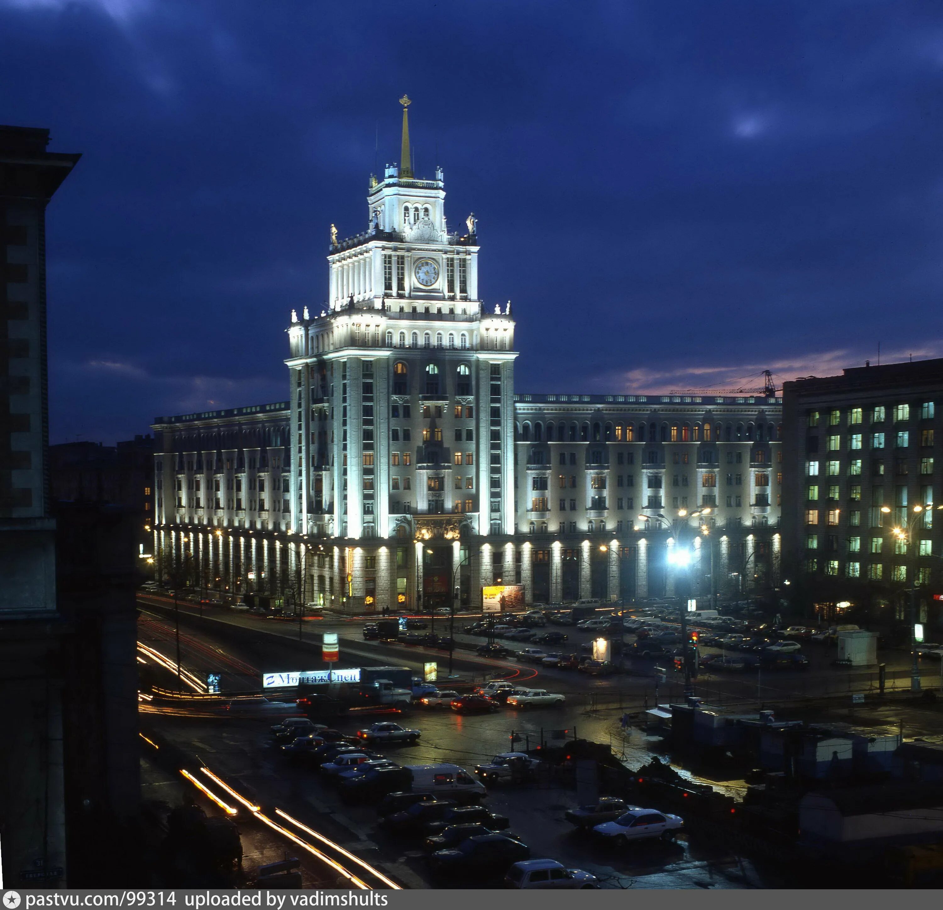 Площадь маяковского. Маяковская триумфальная площадь. Площадь маяковского. Площадь маяковского. Маяковская триумфальная площадь.