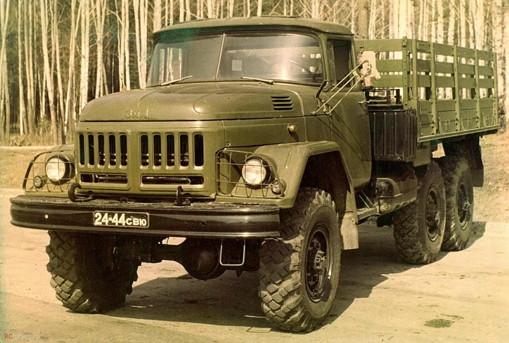Грузовик зил 131. ЗИЛ-131. ЗИЛ-131 грузовой автомобиль. Военный грузовик ЗИЛ 131.