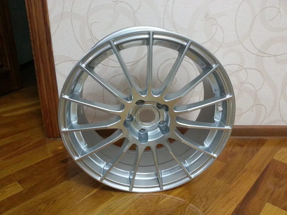 Реплика 5 класс. Enkei rs05. Enkei RS-03. Enkei rs05 хромированные. Enkei rs05 r17 5/100.