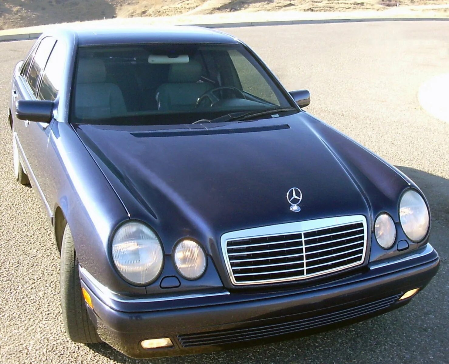 Мерседесы 1998 года выпуска. Мерседес 1998. Mercedes 1998. Мерседес 1998. Mercedes sl500 1998.