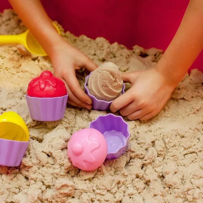 Песочные формочки. Набор для игры в песке №44: ведёрко, 3 формочки, грабельки, лопатка, микс. Песочные формочки. Формочки для песочницы. Набор песочный "строитель" радиан.