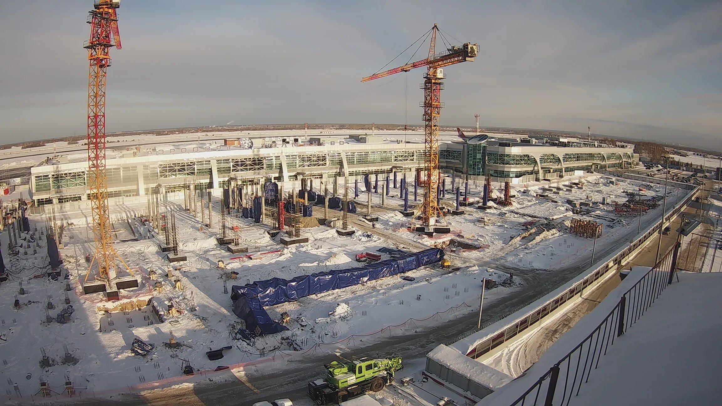 Объекты строительства новосибирск. Аэропорт толмачево новосибирск новый. новосибирский аэропорт толмачево новый терминал. аэропорт новосибирск реконструкция. строящийся терминал аэропорта «толмачево».