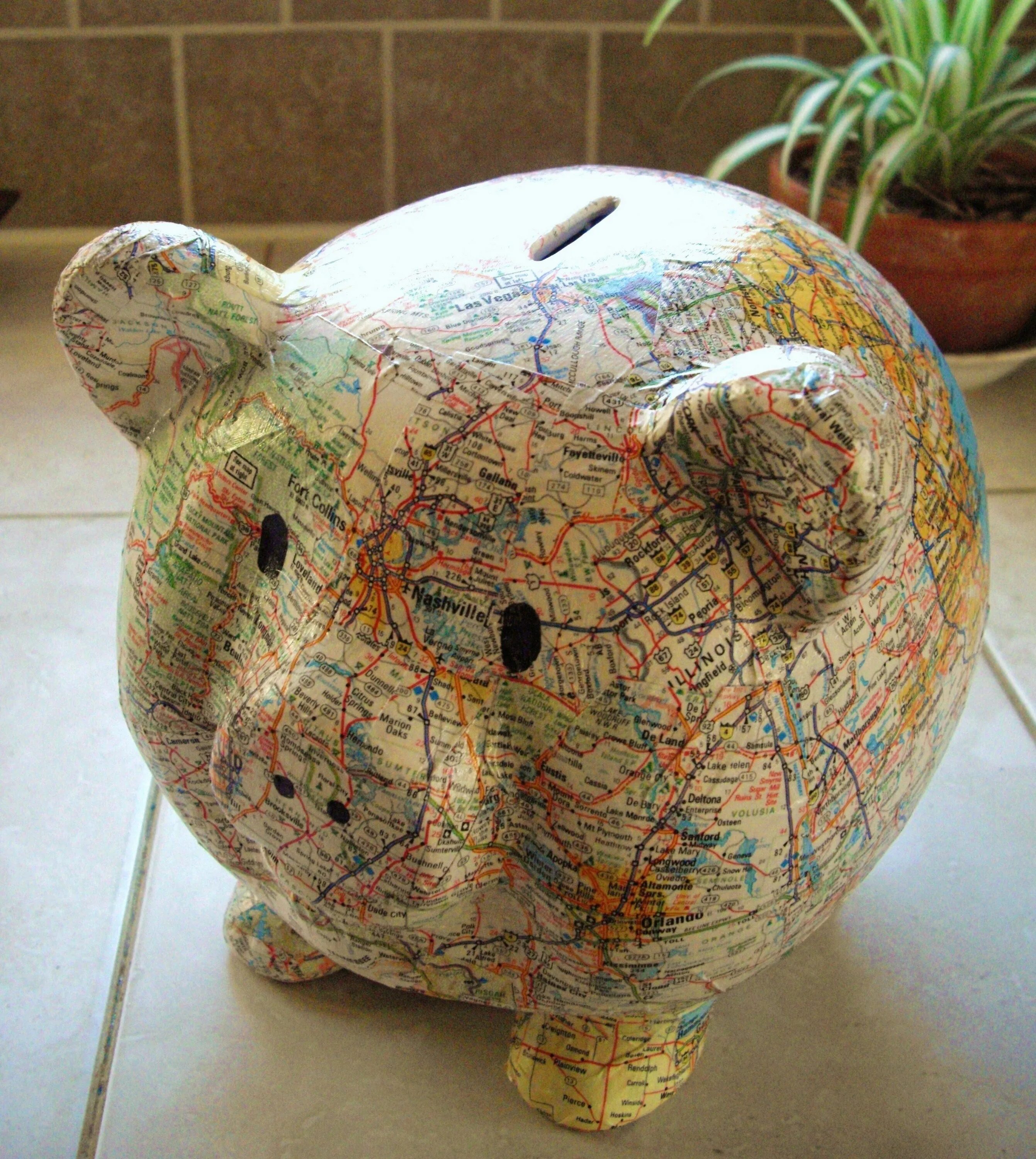 Creepy Paper Mache Octopus: Craft Tutorial Paper mache crafts, Paper mache, Craf