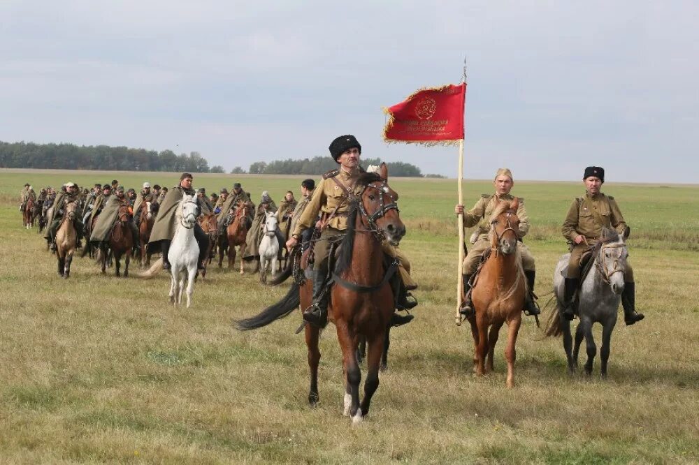 Народная шапка башкир. Башкиры петроград 1919. Башкирская кавалерия. Красные башкиры. Красные башкиры.