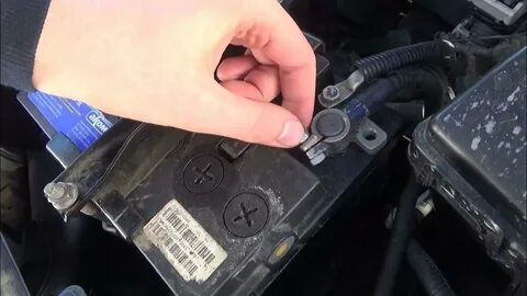 Сел аккумулятор на ладе весте
