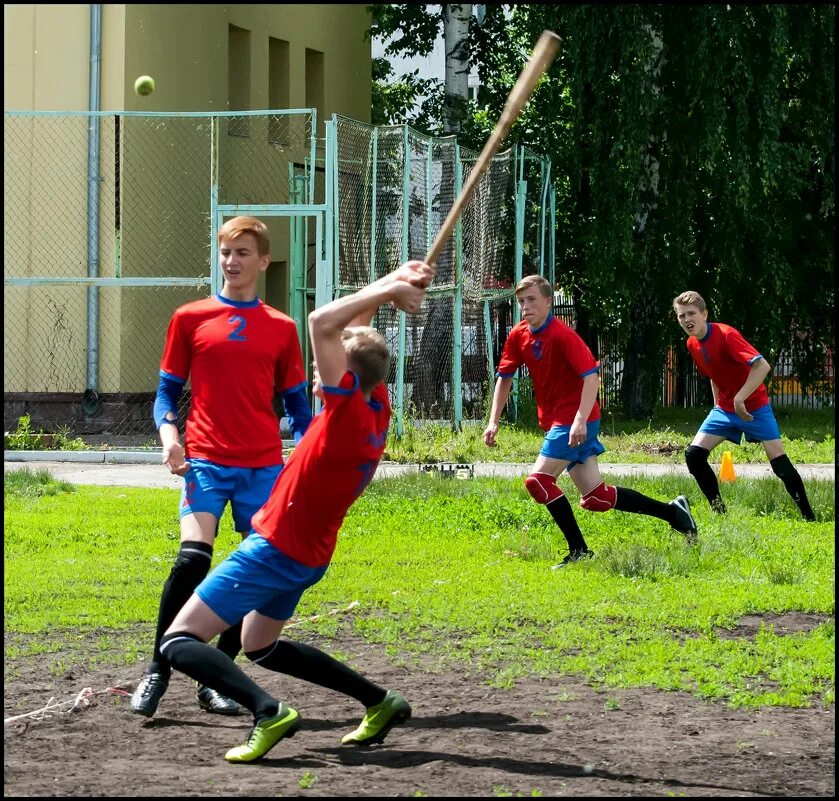 Лапта. Мини лапта. Лапта Сенгилей. Игра в лапту в зале.