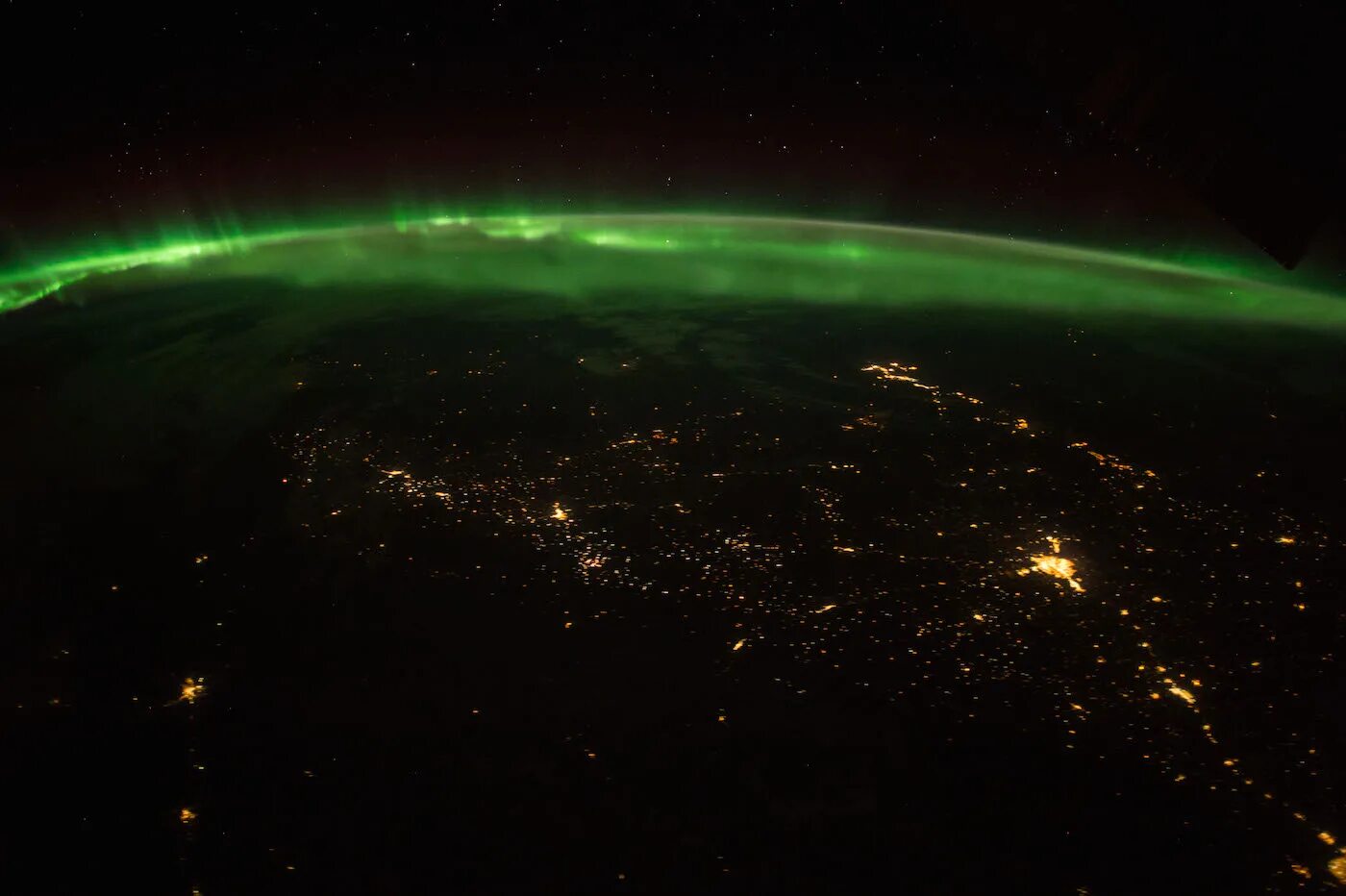 Aurora Borealis from Space. Северное сияние с МКС. Esa - Aurora over Wales. Spaces provided