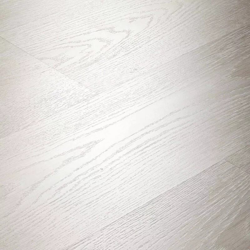 ламинат - «дуб беленый» 32 класс, арт. недавно выстроенный и выбеленный. вагонка штиль потолок белый. ламинат дуб белёный 32 класс. белый деревянный потолок.