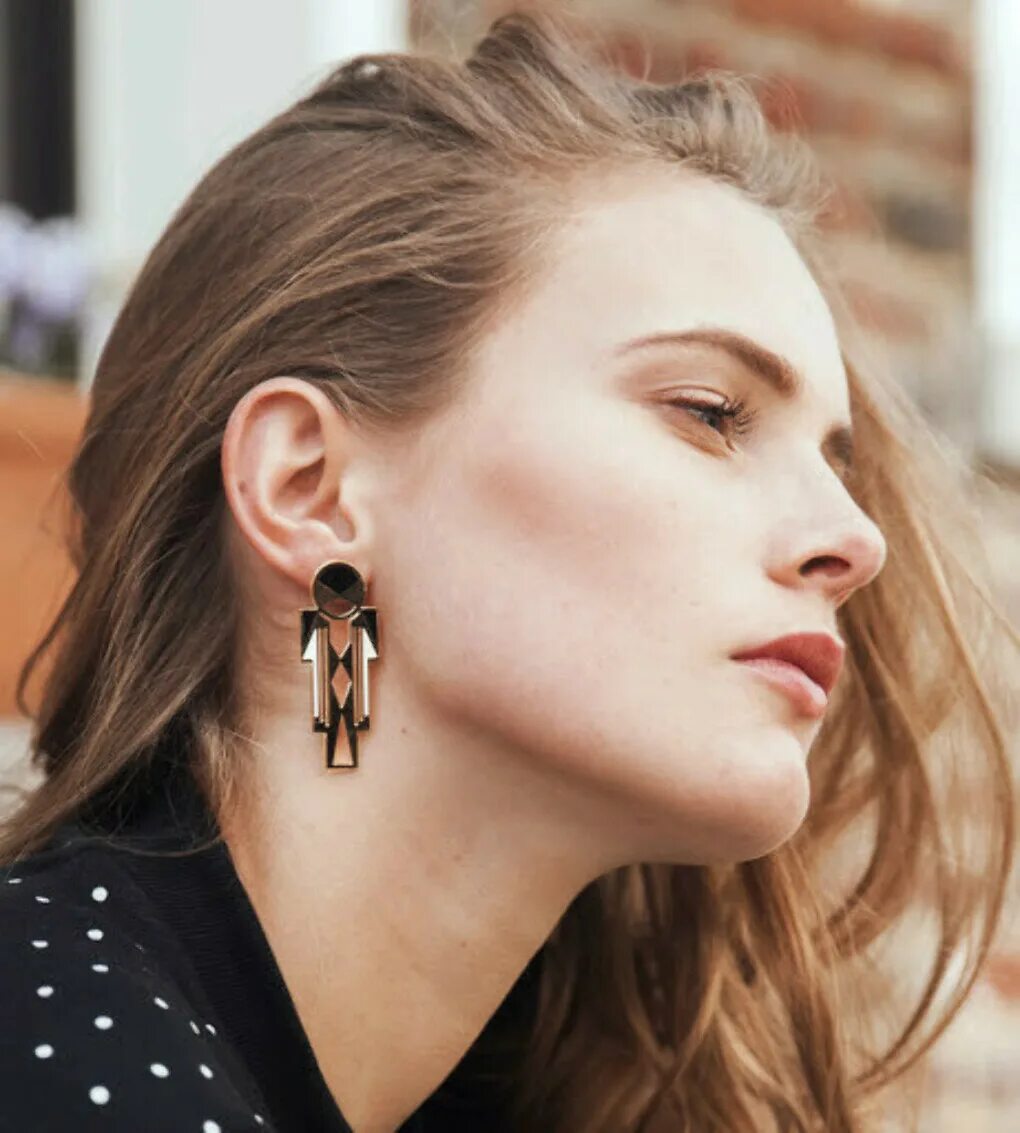 модные серьги. модные женские серьги. серьги модные девушкам. серьги для девочек. стильные женские серьги.