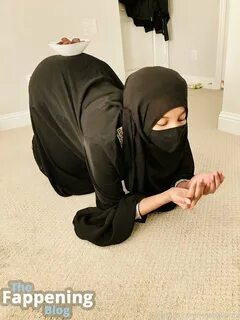 Hijabi Bambi  hijabibambi. 