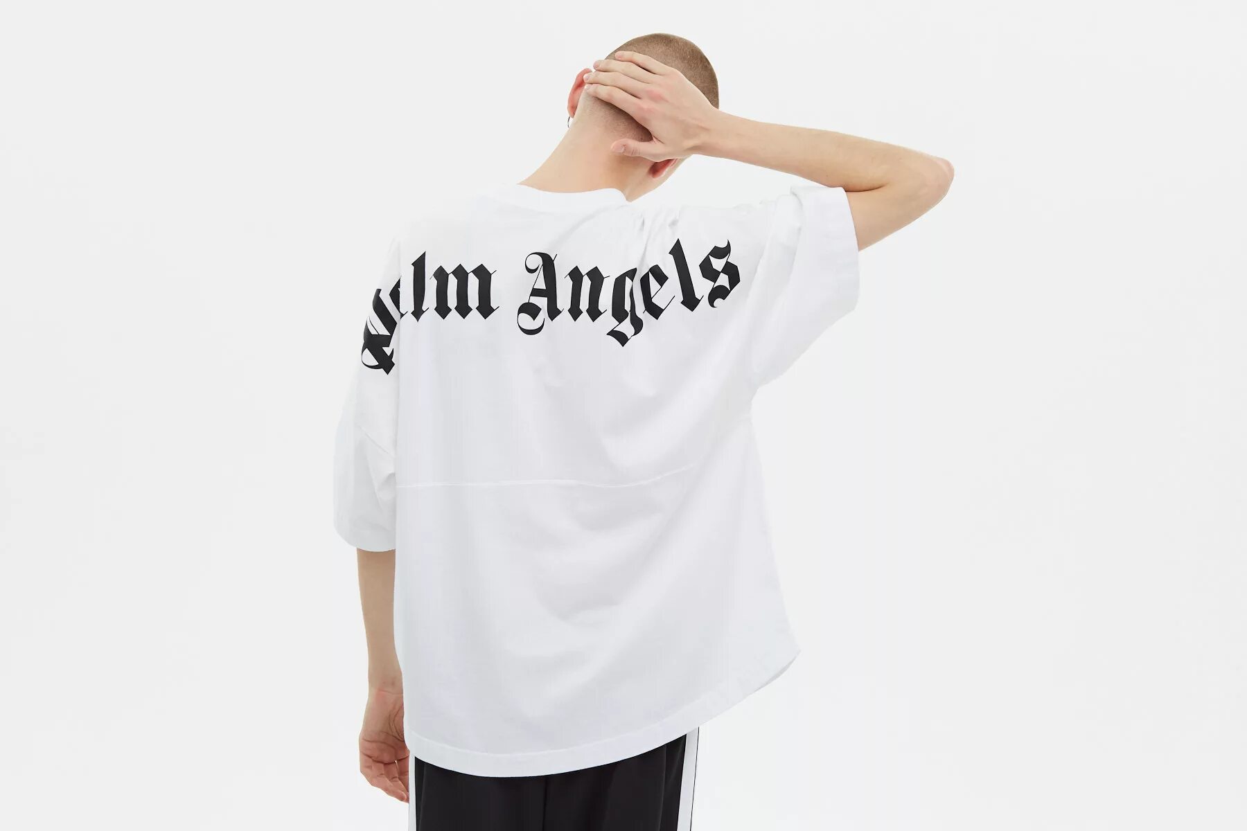 Лонгслив heron preston "стиль". Футболка палм энджелс белая. Футболка эстетика. Футболка с надписью на шее мужские. Майка с надписью на шее.