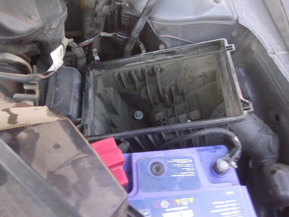 Воздушный фильтр - Nissan Primera (P10), 2 л, 1991 года плановое ТО DRIVE2