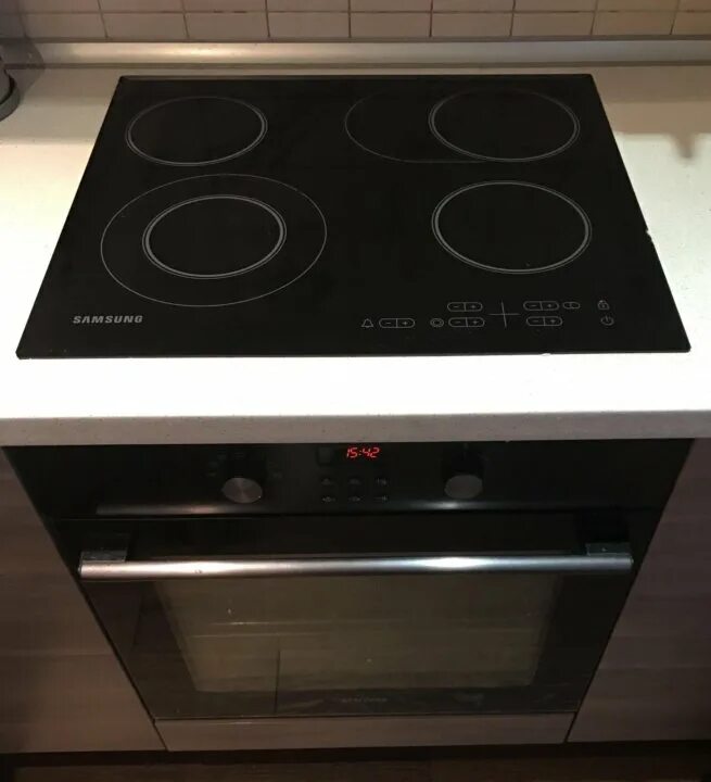 Стеклокерамика для плиты. Стеклокерамическая варочная поверхность са30а. Стеклокерамика для плиты. Индукционная плита gorenje it321bcsc. Плита smeg co68cma8.