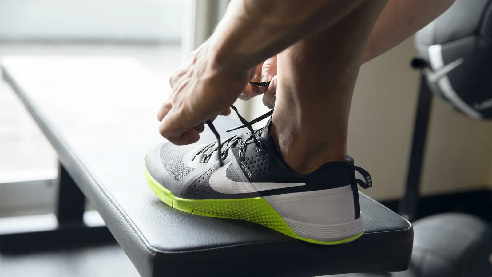 Какую обувь для зала. Nike metcon 1. кроссовки nike metcon для зала. reebok metcon 1. nike metcon 8 на ноге.