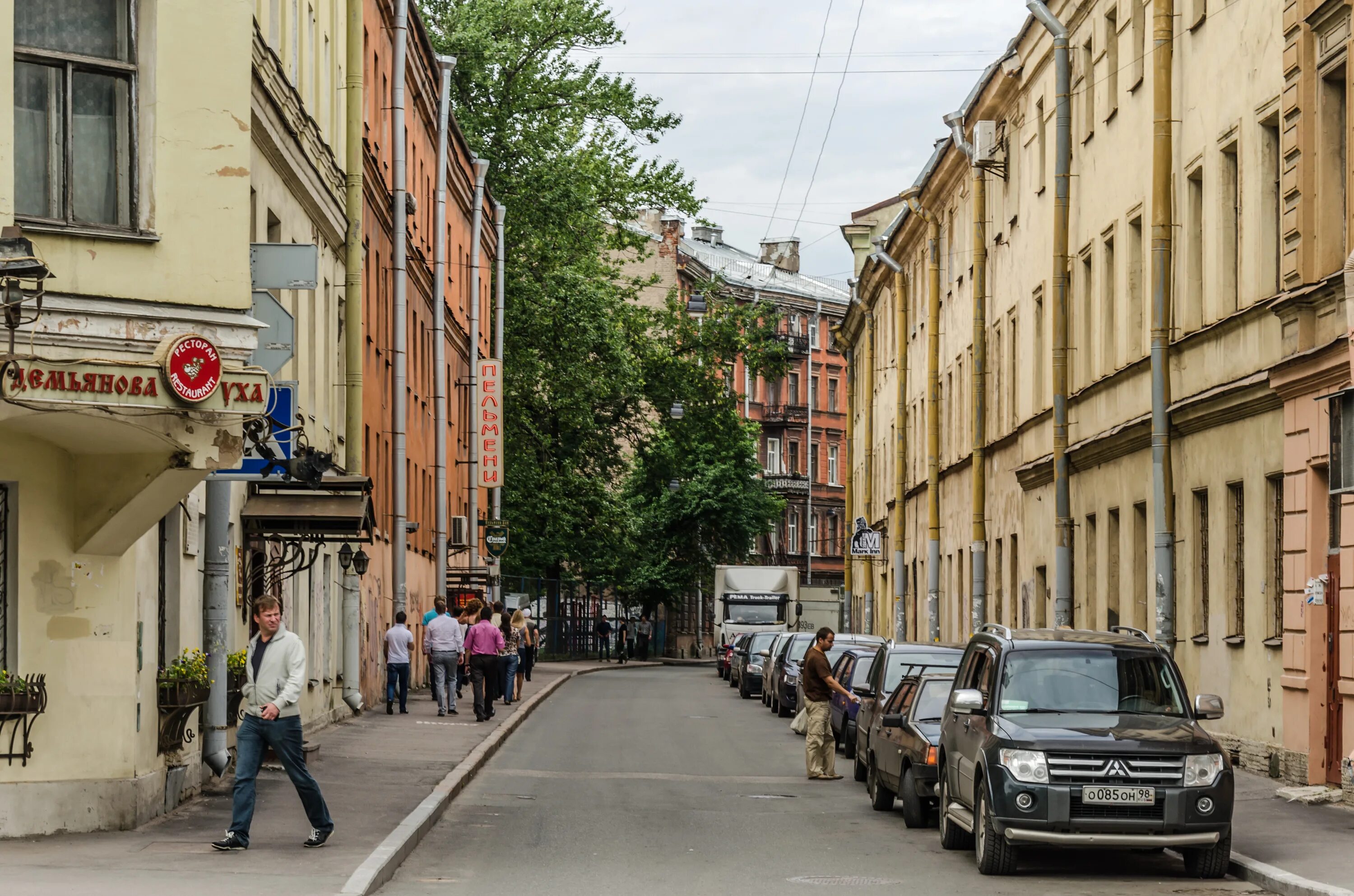 Сытнинская улица Санкт-Петербург. Улица Маркина Санкт-Петербург. Маркина улица СПБ. Улица Маркина, д. 1, Санкт-Петербург. Улицы в честь стран