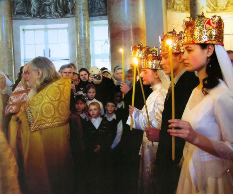 Храм Святого благоверного царевича Димитрия в Москве. Храм царевича Димитрия при первой градской. Храм царевича Димитрия при первой градской больнице Воскресная школа. Храм царевича Димитрия Архитектор.