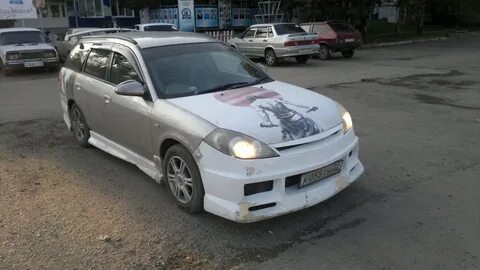 Ниссан на приморском