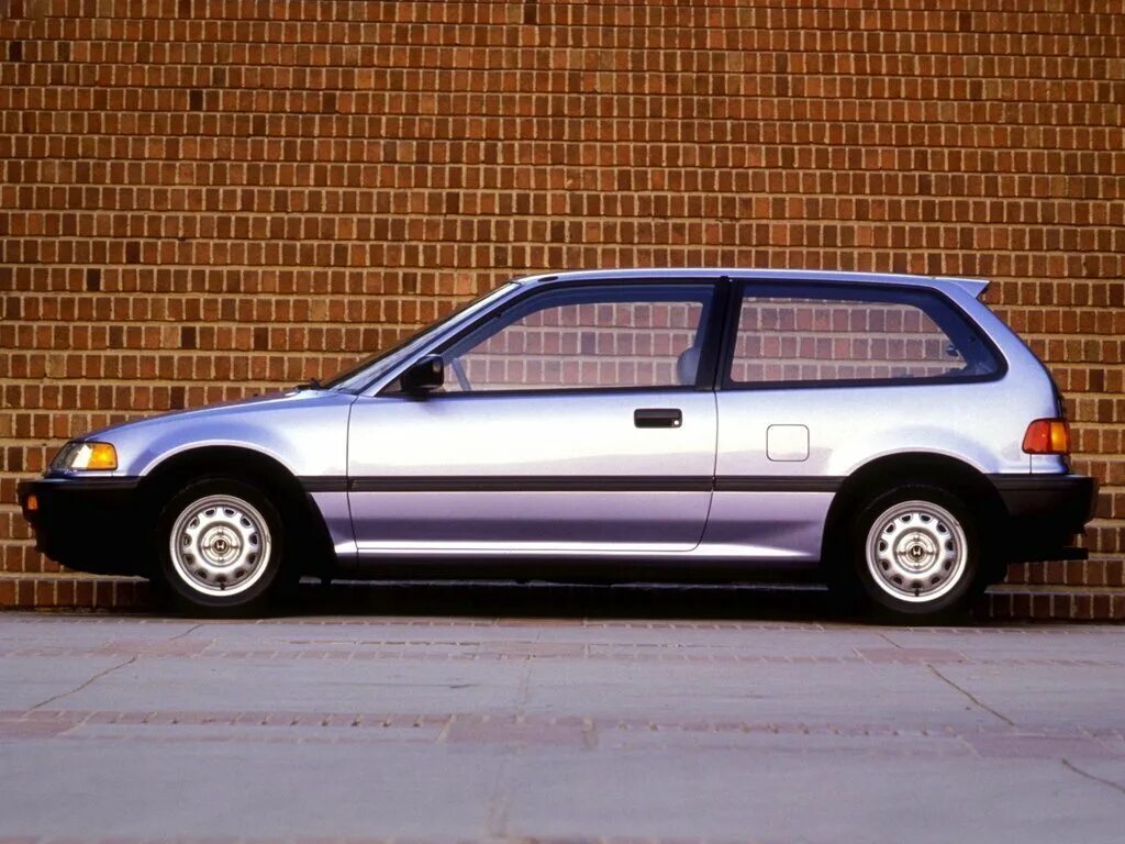 Honda 3 двери. Honda Civic IV хэтчбек. Honda Civic 4 поколение. Хонда Цивик 4 поколения хэтчбек. Honda Civic 1987 хэтчбек.