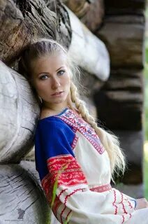 Нормальную русскую девушку