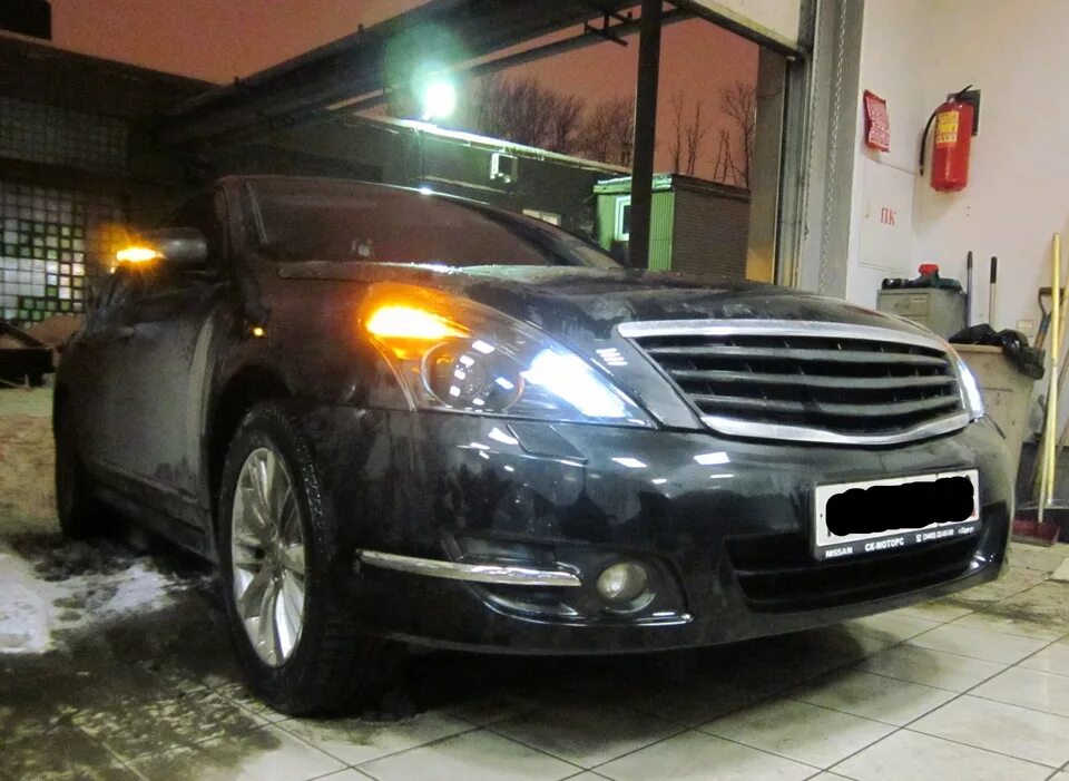 Птф ниссан теана. Фара Nissan Teana j32. Ниссан Теана j32 2009. Фары Ниссан Теана j32. Фара Ниссан Теана 32.