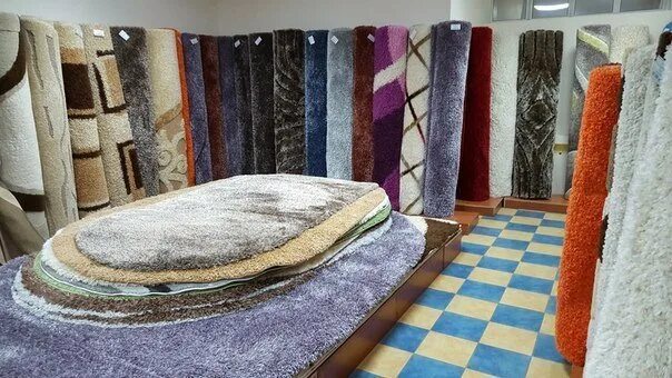 Ковров набережные челны. Мир ковров набережные челны. магазин ковров &quot;шёлковый путь&quot;. выкладка ковров. наб челны магазин ковров.