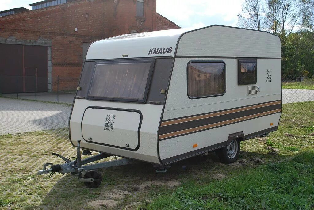 Прицеп дача б у. Прицеп автодом piccolo 420. Прицеп автодом hobby 460 2021. Прицеп дача б у. Дача lmc прицеп.