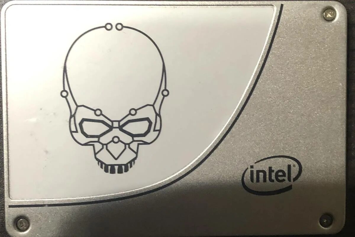 Ssd intel 710 200gb. Intel ssdsc2kw128g8. Samsung enterprise ssd. Самый мощный ssd накопитель. Samsung mzvlb512hajq-000l7.