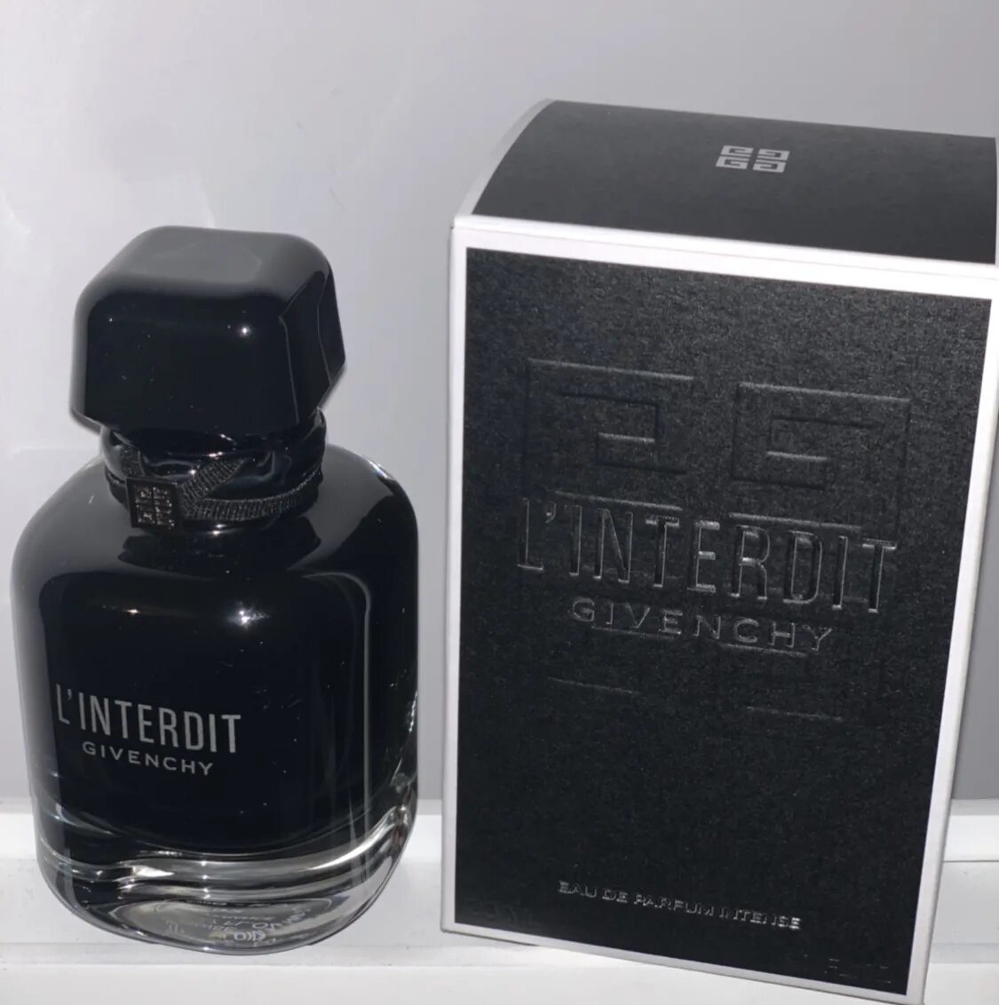 Givenchy l interdit intense eau. Givenchy l&#039;interdit intense. l&#039;interdit givenchy черные. l interdit givenchy черный флакон. l&#039;interdit eau de parfum givenchy флакон.