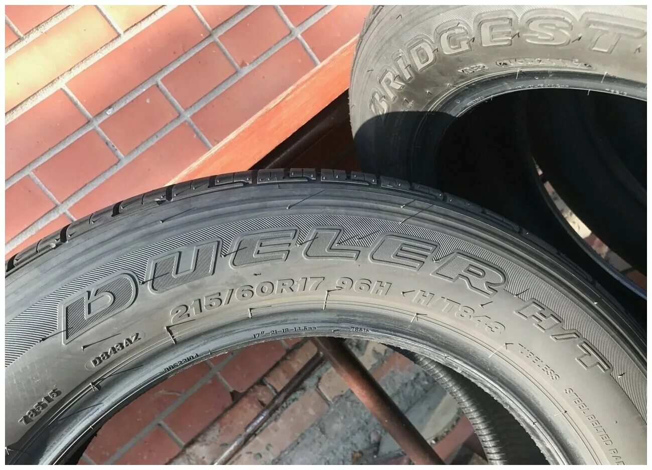 Bridgestone h t 843. Bridgestone Dueler h/t 843 215/60 r17. Bridgestone Dueler h/t 843. Bridgestone 215/60 r17 Dueler HT 843 96h. Bridgestone 215/60r17 96h Dueler h/t d843.