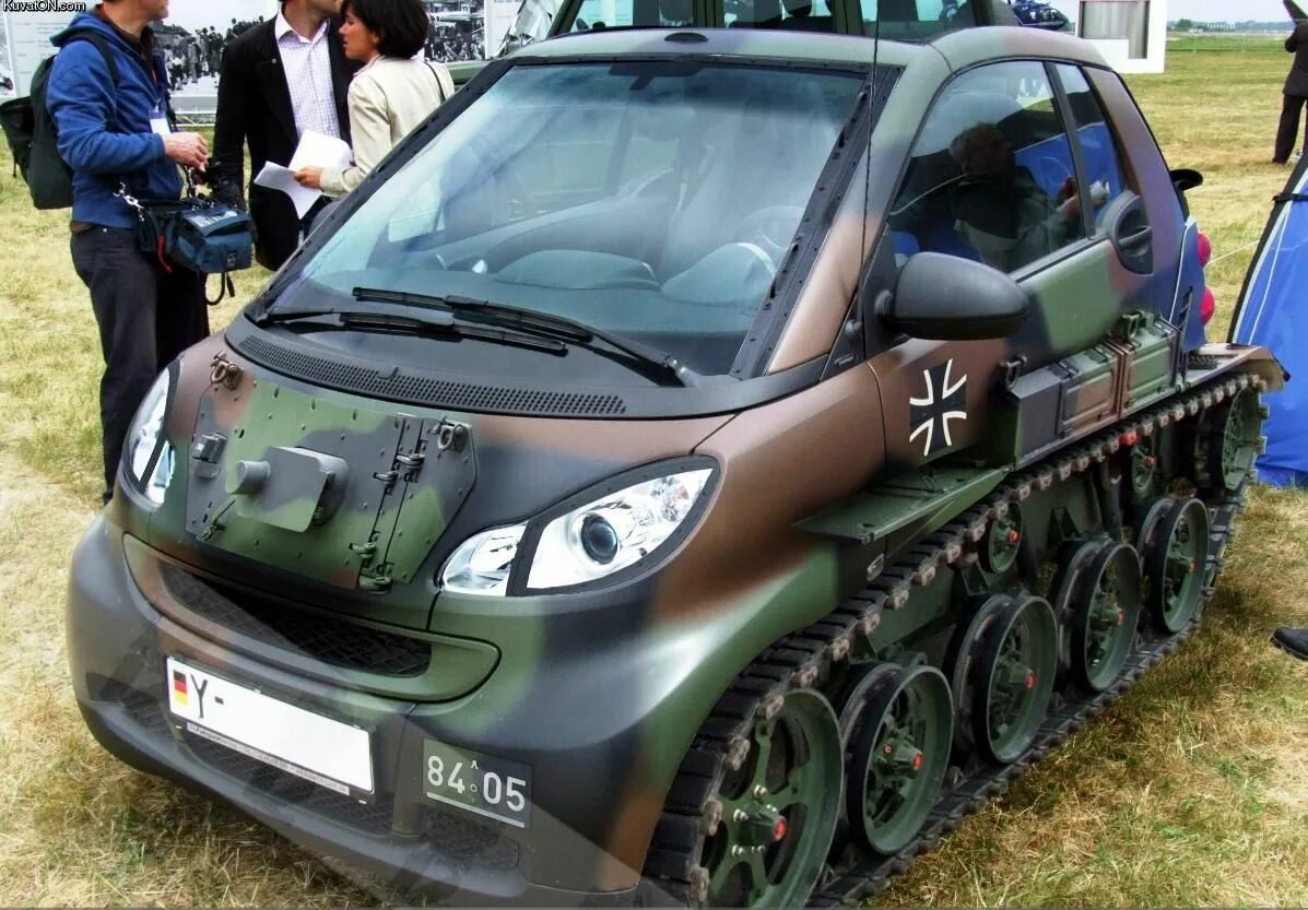 Tank tune. Daewoo Matiz на гусеницах. Дэу Матиз вездеход. Део Матиз на гусеницах. Матиз танк.