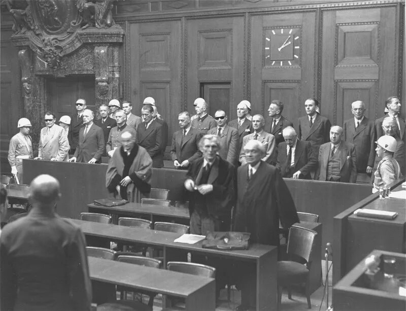 Нюрнбергские подсудимые. Розенберг на Нюрнбергском процессе. Nuremberg Trial Ганс Фриче.