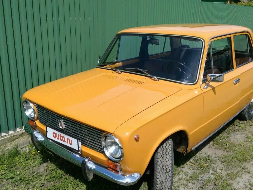 жигули 1977. Lada 2106 1976. ваз 2101 оранжево золотой. ваз 1977 года. ваз 2106 1977г.