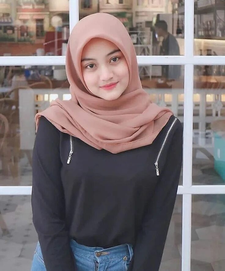 Sotwe hijaber. Индонезия хиджаб. Индонезийки в хиджабе. Малай хиджаб.