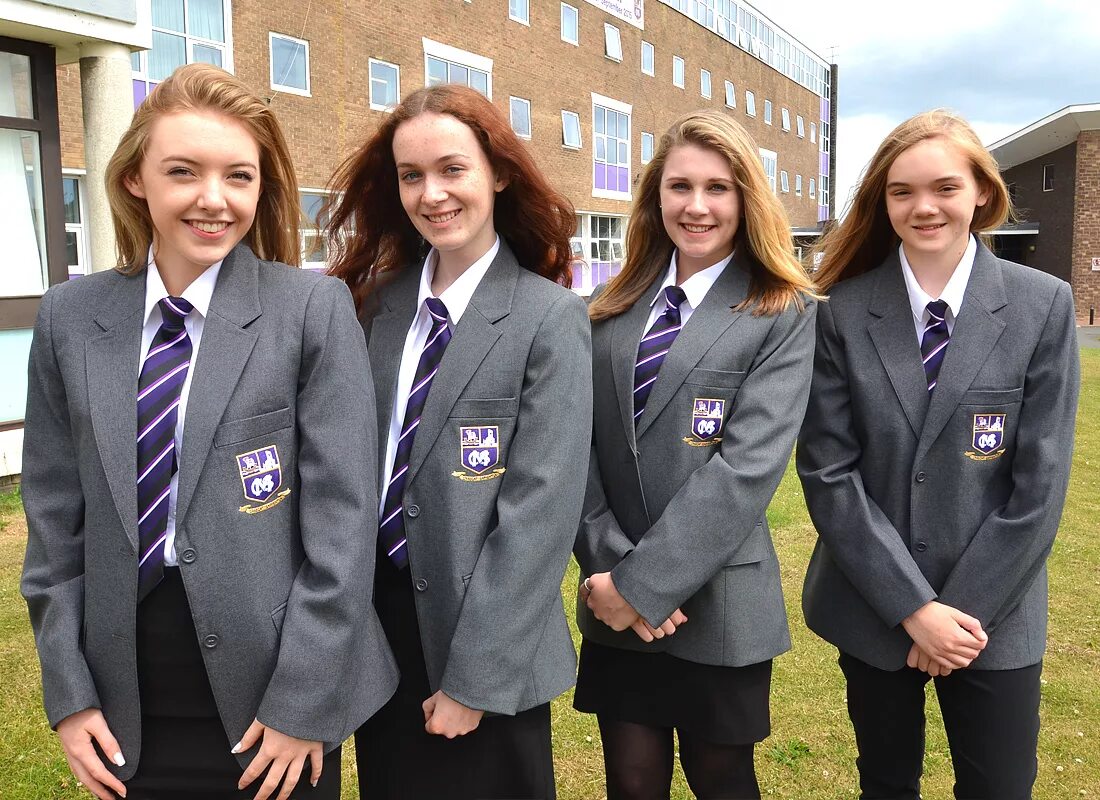 закрытая школа для девочек в англии. школа итон в англии школьная форма. школьная форма в великобритании. школьная униформа в англии. униформа нурсери скул в великобритании.