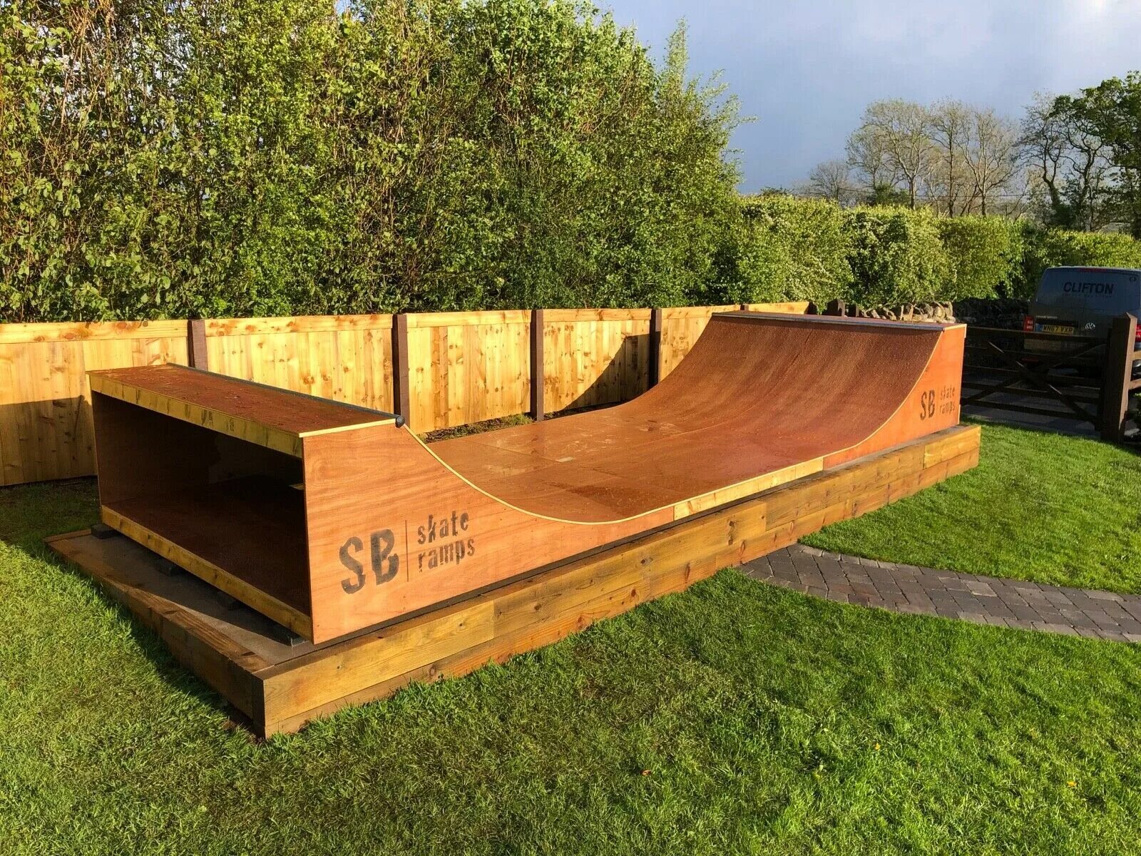 Про рамп. Рампа халф-пайп (half-pipe) 3.8. халф пайп скейт парк. мини пайп скейт парк. халф пайп скейтборд.