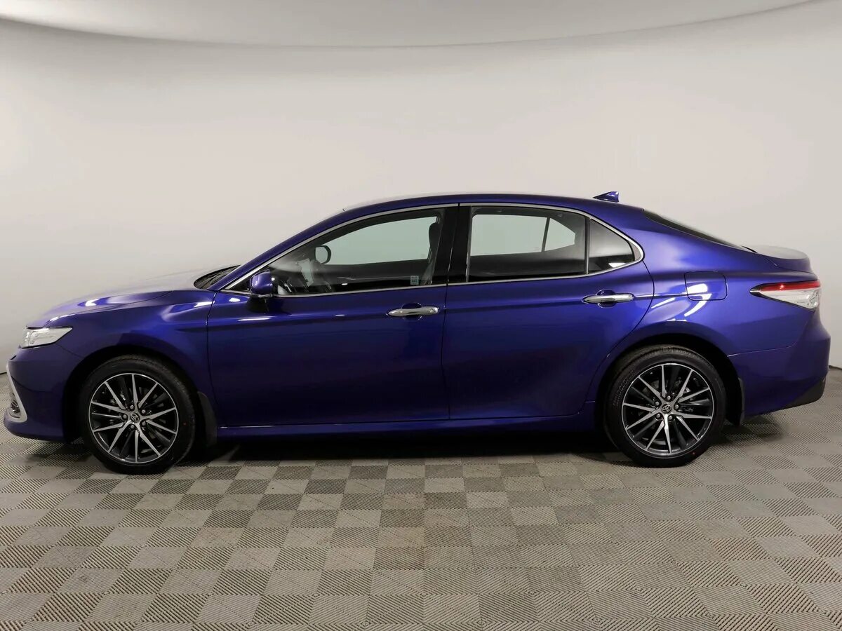 Синий 2022. Тойота Камри 2021 синяя. Toyota Camry xv70 Blue. Синяя Камри 2022. Тойота Камри 3.5 синий 2022.