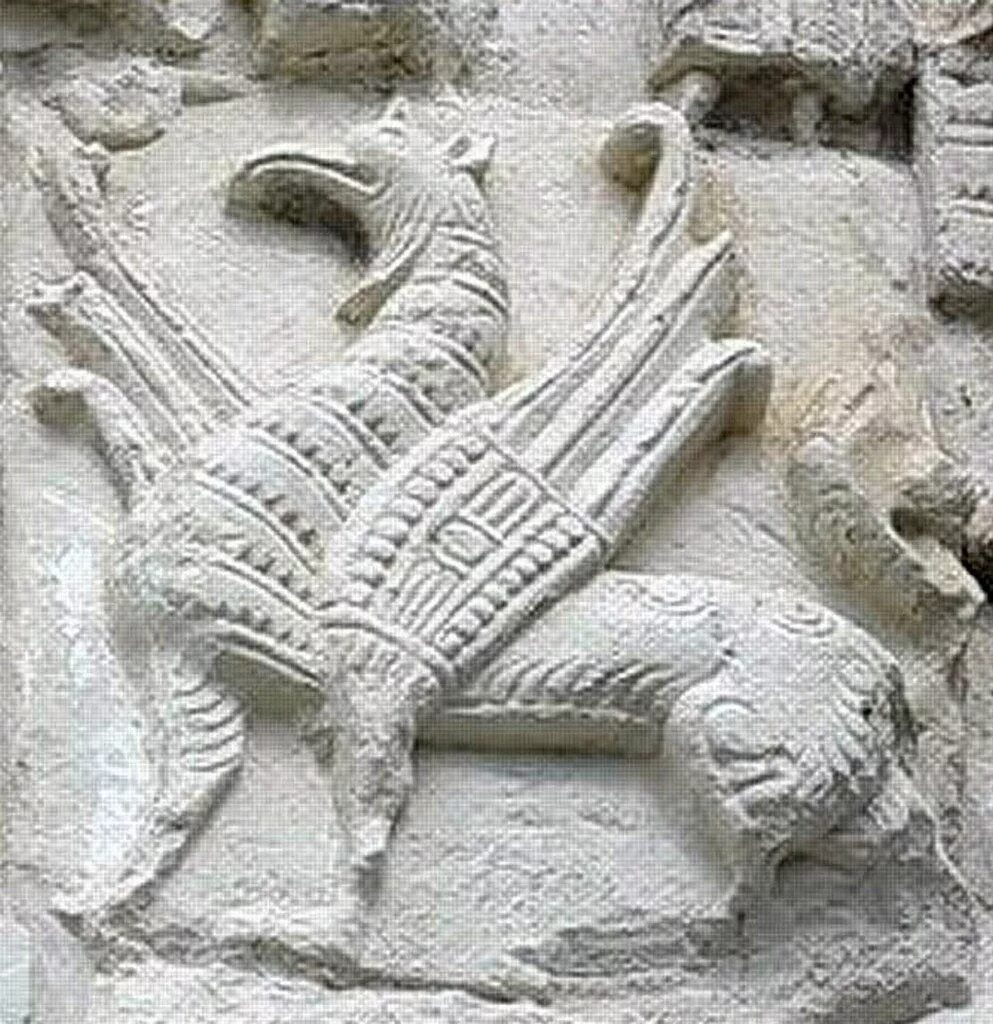 Давид псалмопевец на дмитриевском соборе. Дмитровский собор во владимире белокаменная резьба. Дмитриевский собор во владимире рельефы. Белокаменная резьба дмитриевского собора во владимире. Дмитриевский собор во владимире резьба.