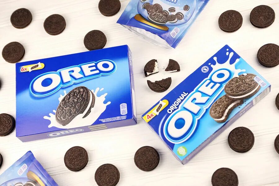Печенье oreo 28*95 гр. Орео на белом фоне отломанное. Орео производитель. Birthday cake oreo. Мороженое с печеньем орео.