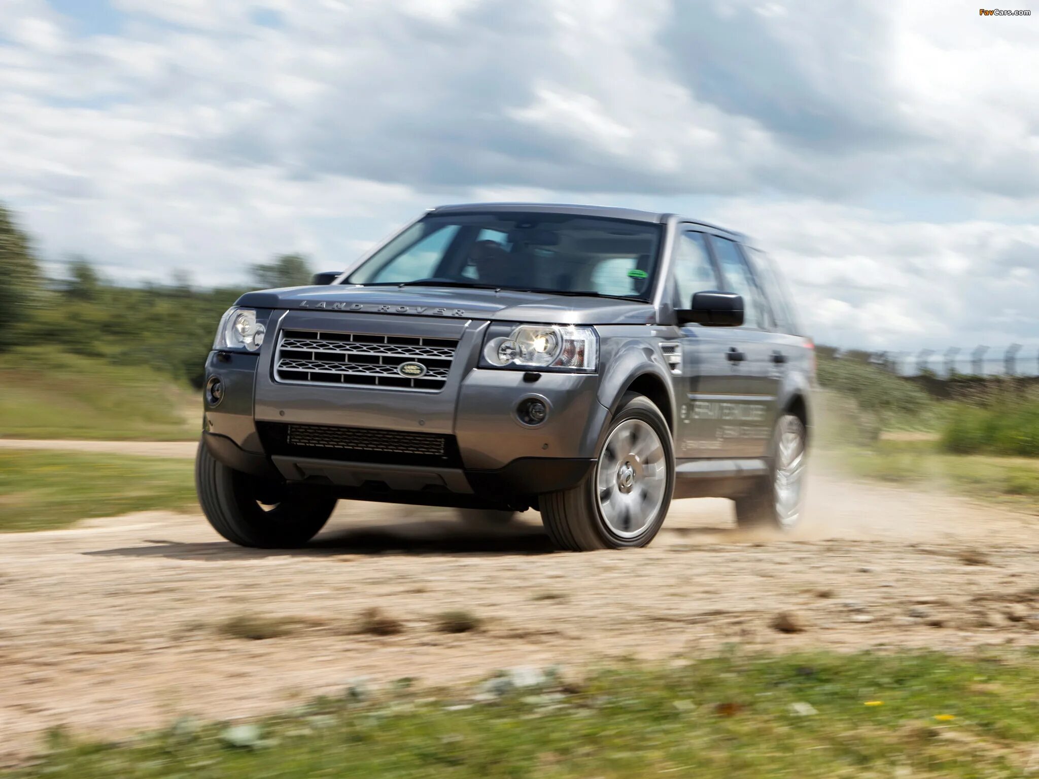 Купить ленд ровер 2 дизель. Land Rover Freelander 2. Ленд Ровер Фрилендер 3. Ленд Ровер Фрилендер 2008. Land Rover Freelander 2 2008 2.2 дизель.