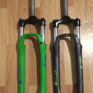 Вилка suntour xct