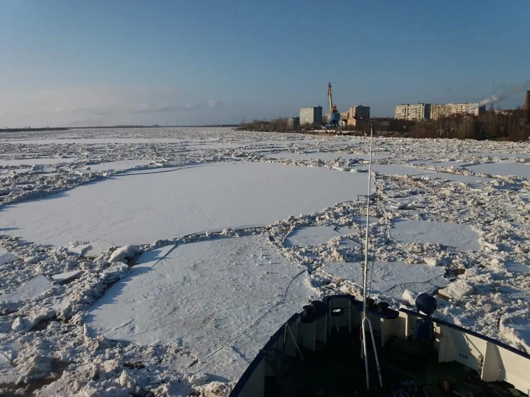 Ледоход. Ледоход на реке. Ледоход в Архангельске. Архангельск в конце апреля. Ледоход в архангельске 2024 когда ожидается