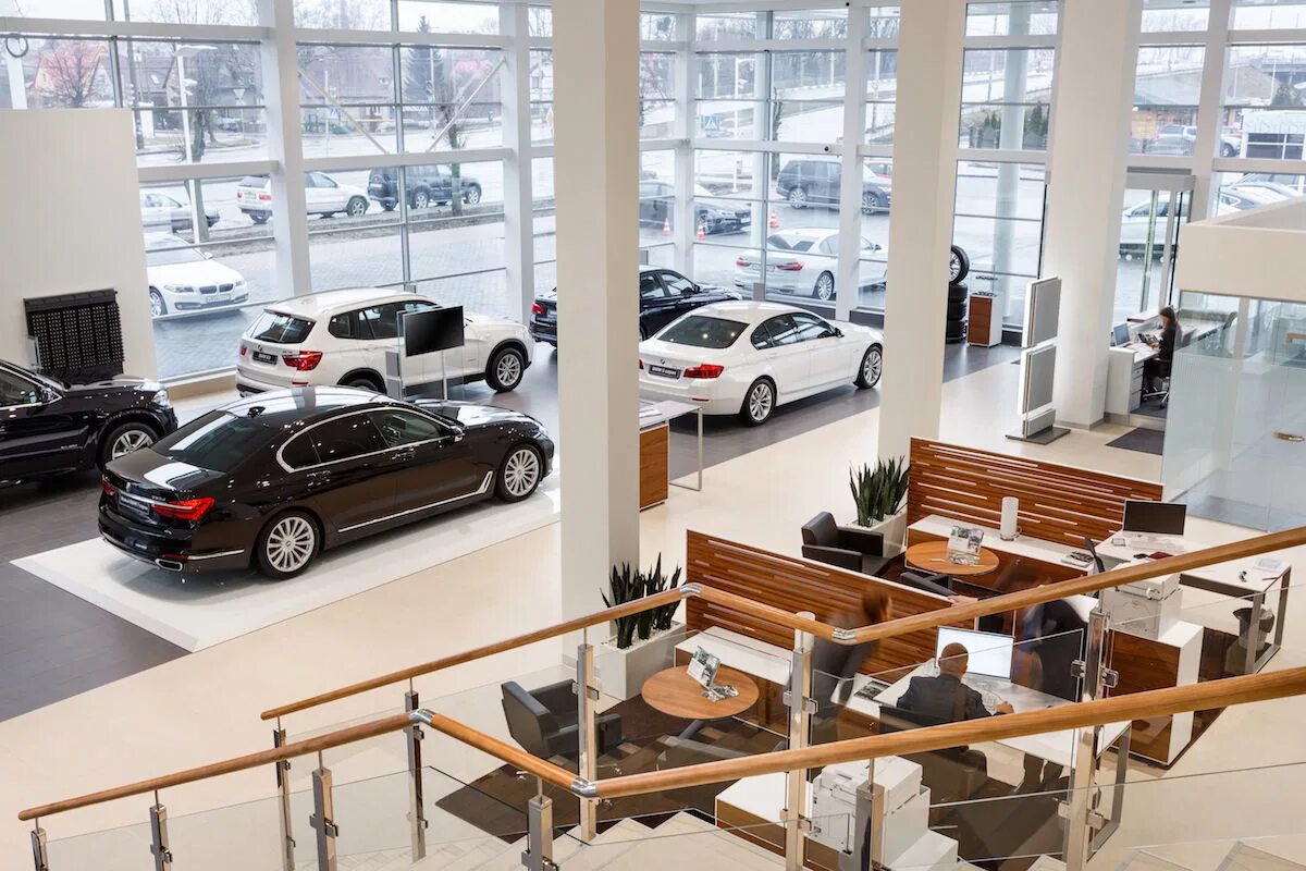 Как продавать автомобили в автосалоне