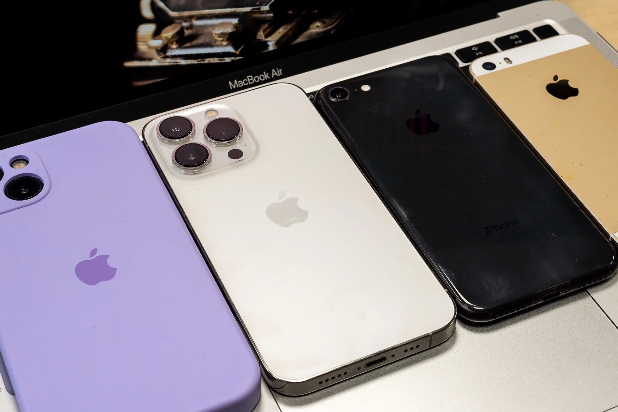 Последний айфон. Айфоны отключат в россии. Айфоны в 2024 запретят ли. Айфоны в 2024 запретят ли. Айфоны в 2024 запретят ли.