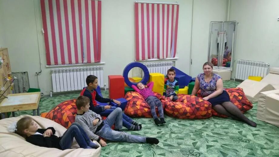 центр социальной помощи детям. центр помощи семье и детям буклеты. семья логотип. развивающий центр семейного консультирования. психологический центр персона воронеж.